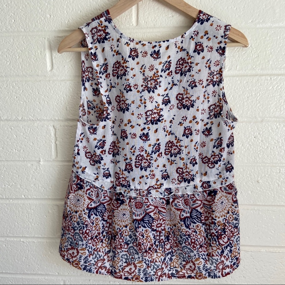 NWT; Lucky Brand floral blouse - Picture 5 of 8